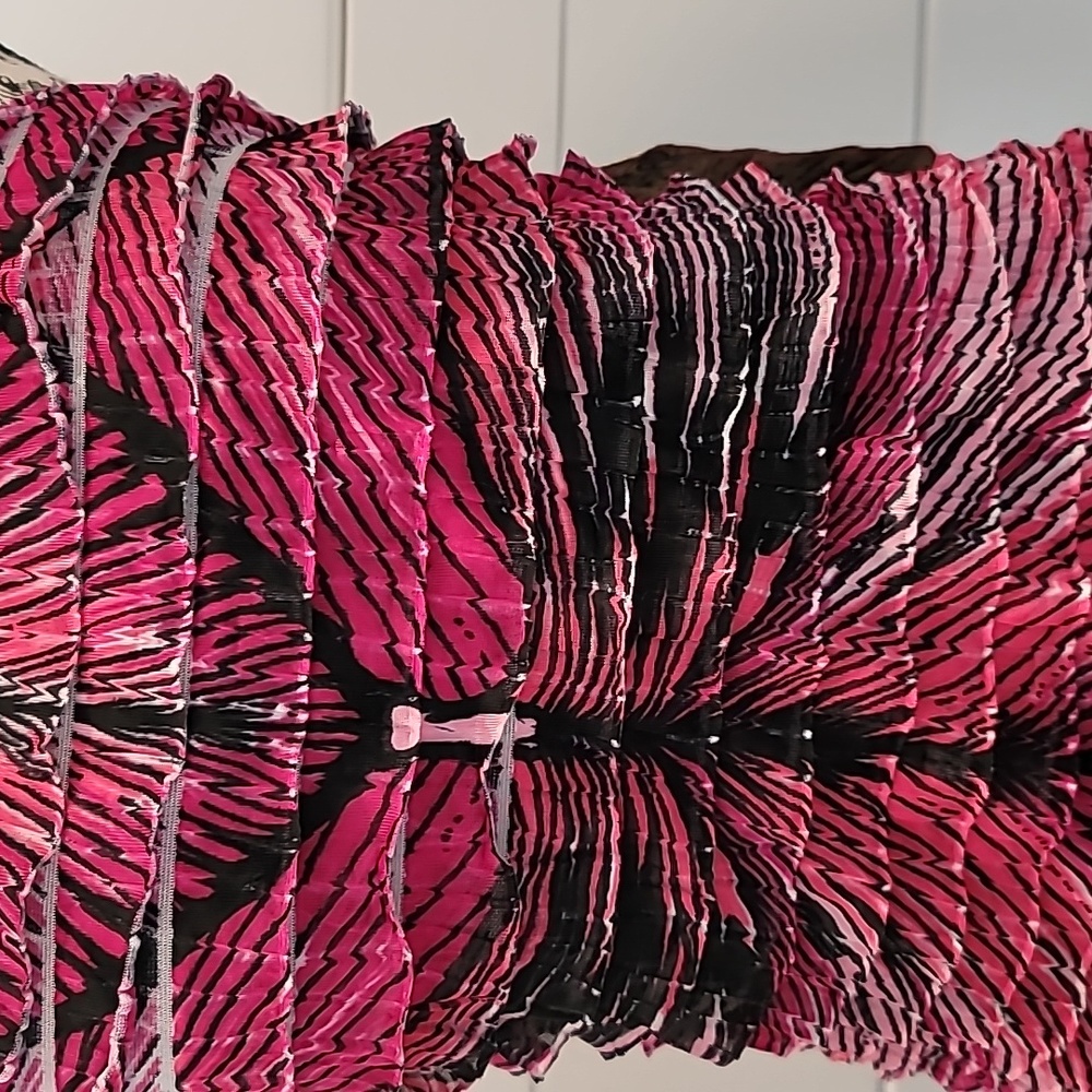 Ruffled Halter Top - Picture 3 of 13